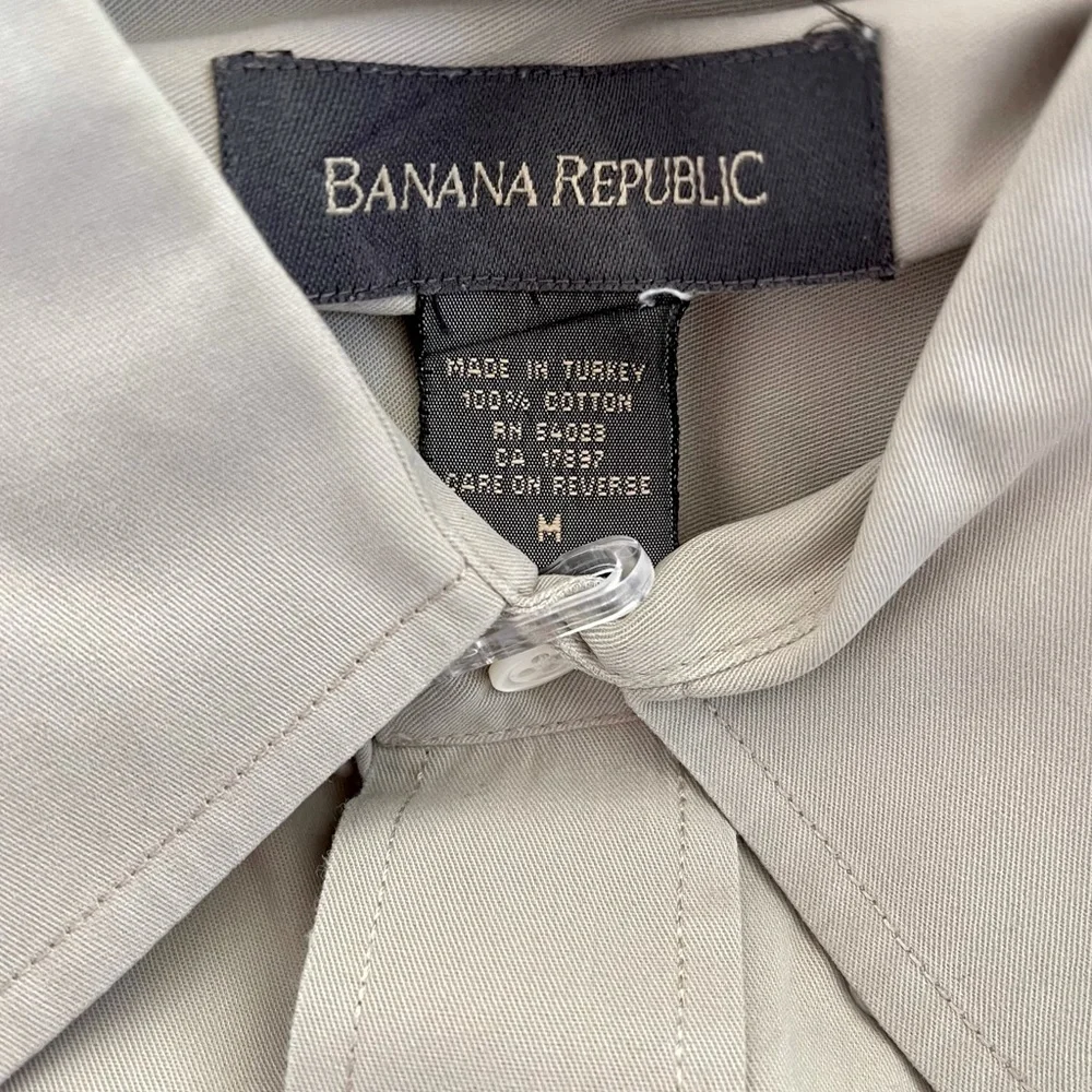 Banana Republic Khaki Tan Button Collar Shirt, sz M